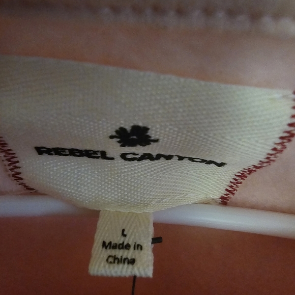 FOREVER A DREAMER SWEATSHIRT - Picture 4 of 6